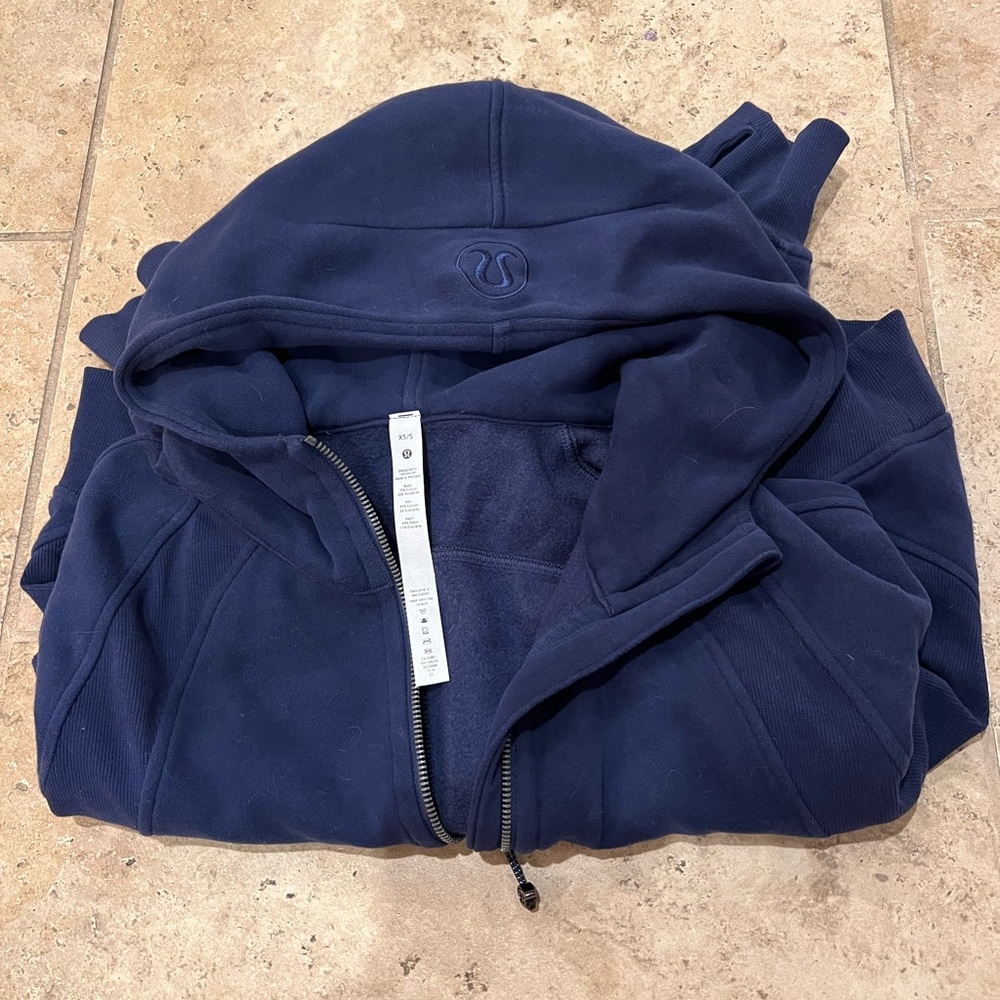 Lululemon Navy Blue Scuba Crop